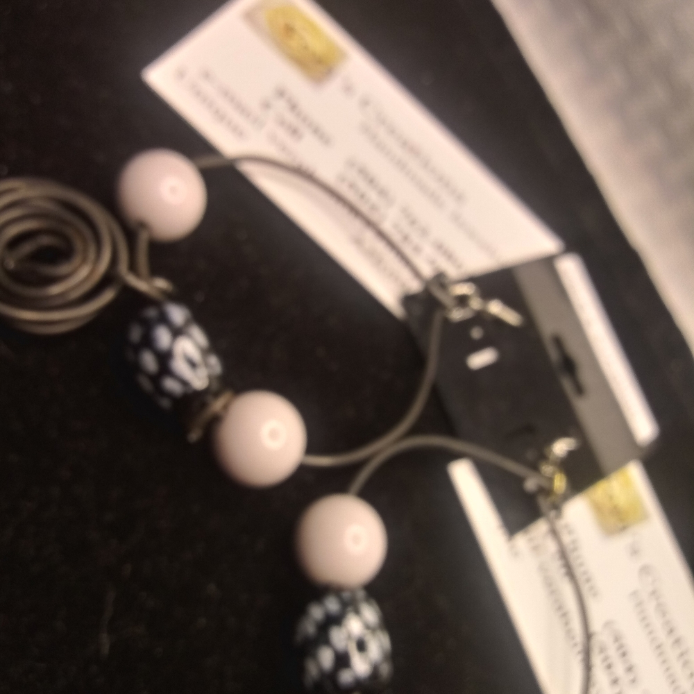 Jewelry - Picture 5 of 8